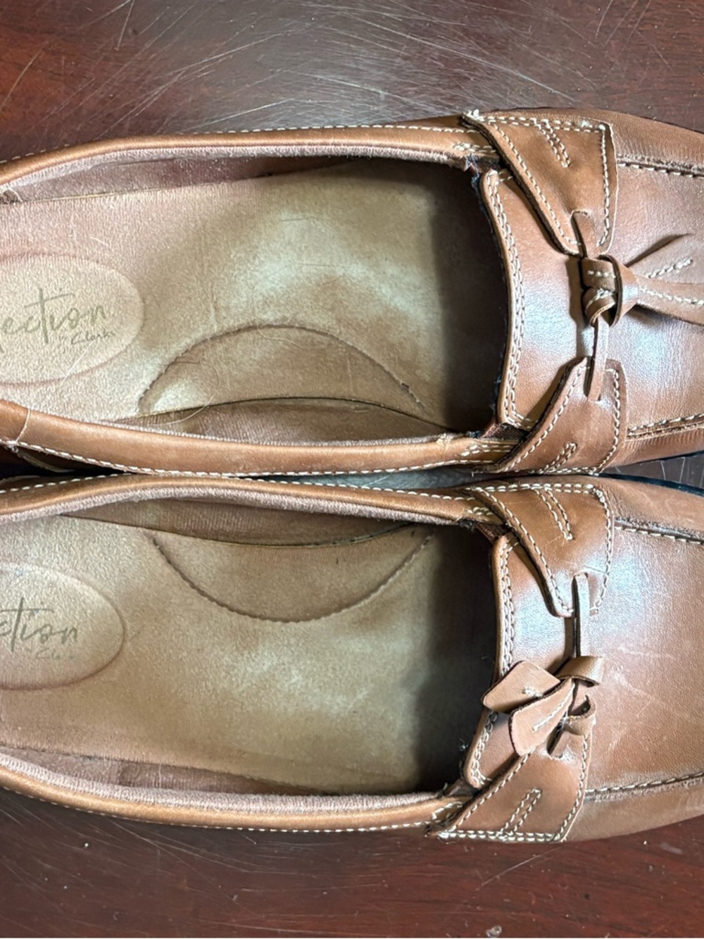 Clarks Tan Leather Bow-Accent Slip-On Loafers